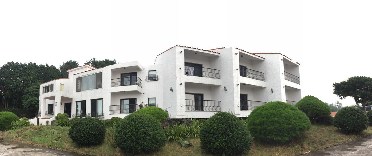 Araaura Pension Чеджудо Экстерьер фото
